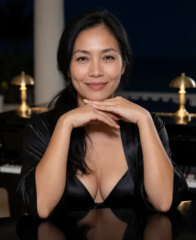 Andrea, 37